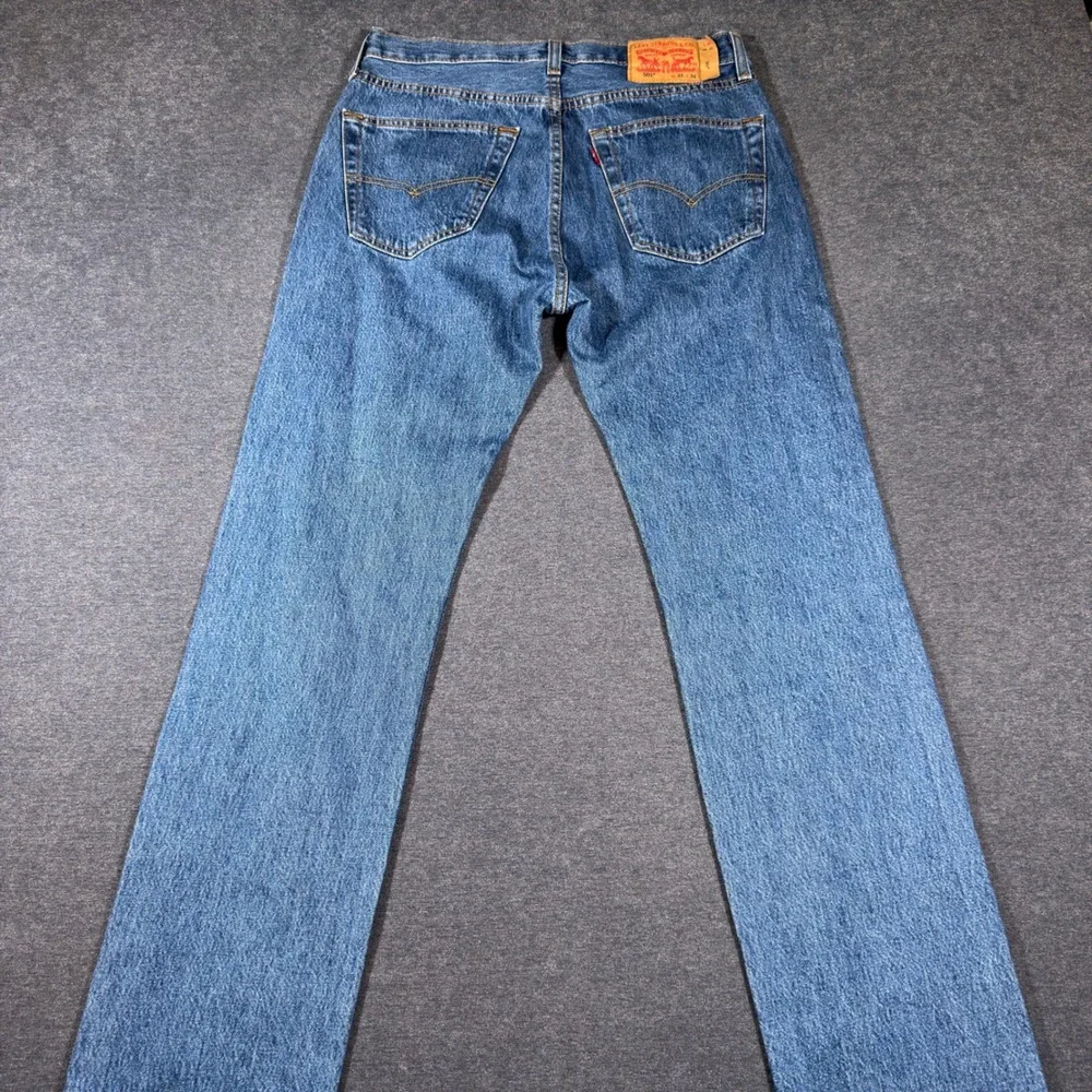 Levis same next